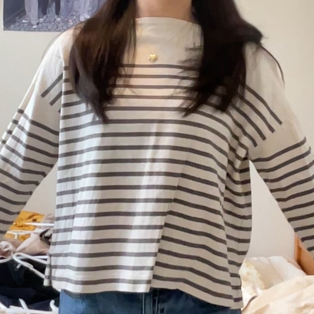 Beige Muji 3/4 Sleeve Boatneck Shirt with Grey Stripes
